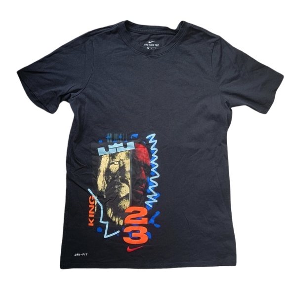 Boy's NIKE NBA Basketball LeBron James 23 King Graphic Tee Size Large - Picture 1 of 6